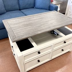 New Lift Top Coffee Table. — SPECIAL 