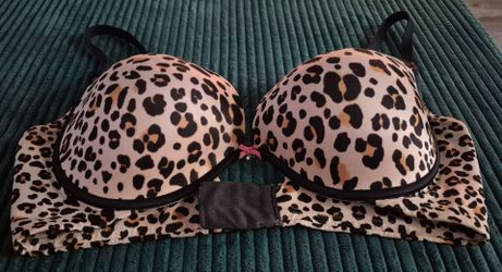 Gorgeous Victoria's Secret leopard Plunge bra!