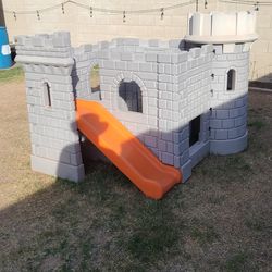 Play Castle