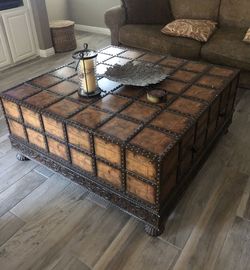 Coffee table Pulaski Brand 