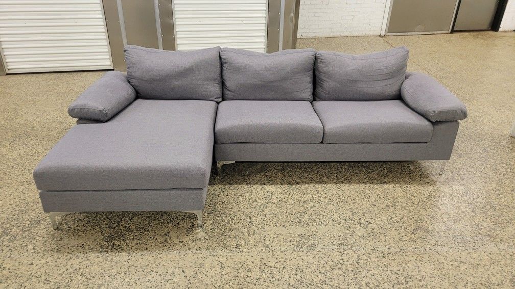 Grey Sectional (I CAN DELIVER)
