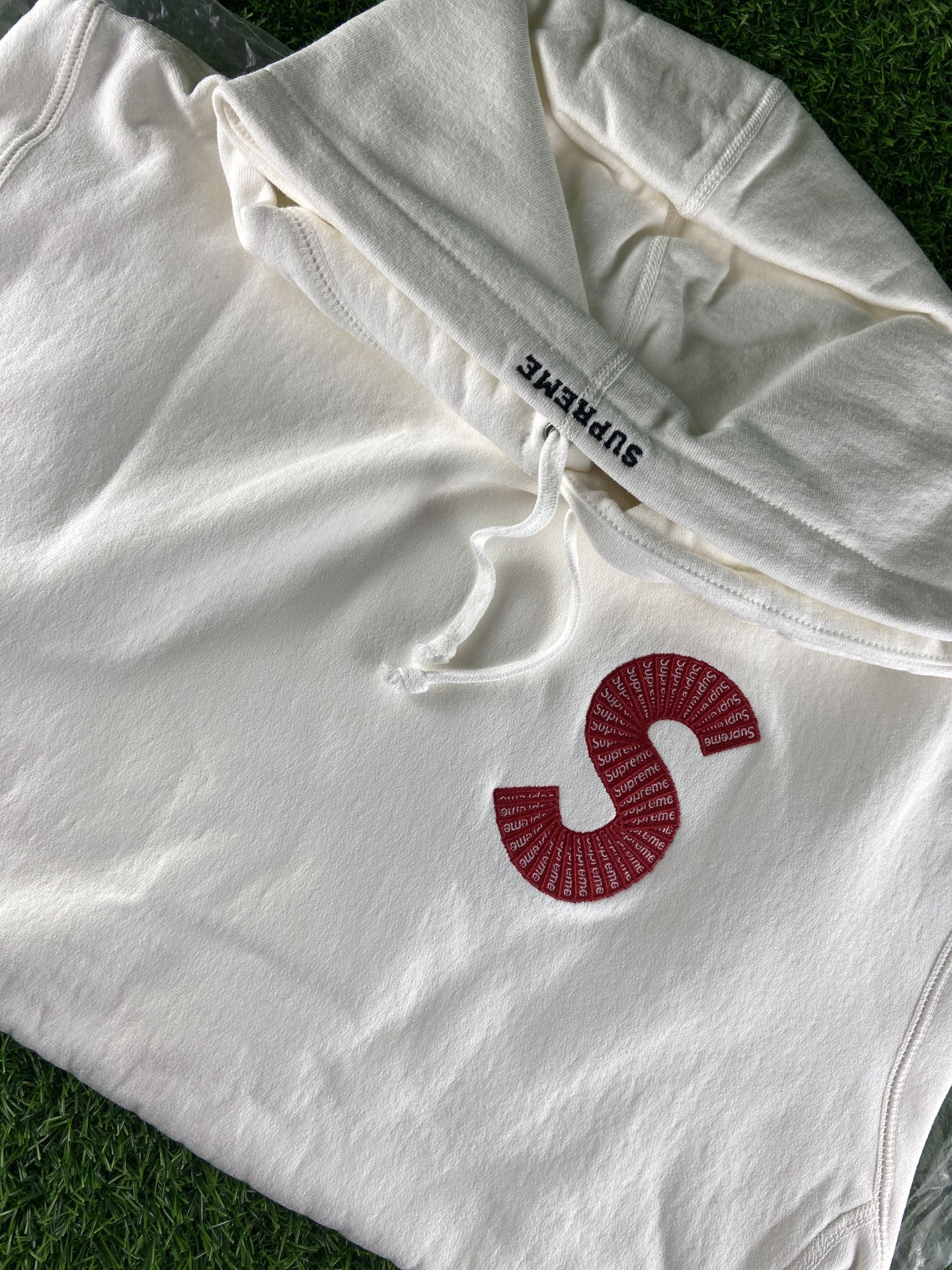 Supreme S Logo Hoodie Sweatshirt (FW20) DS Sz Medium White Box Logo