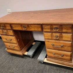Large Desk