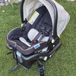 Nice Graco Snugride 35 Lite LX Infant Car Seat w/ Base - 4-30 lb and up to 32"
