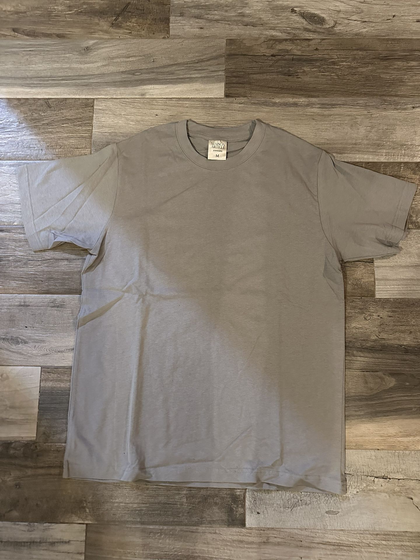 Grey Mason Article Men’s Standard Fit Tee. Size Medium. New Never Worn.