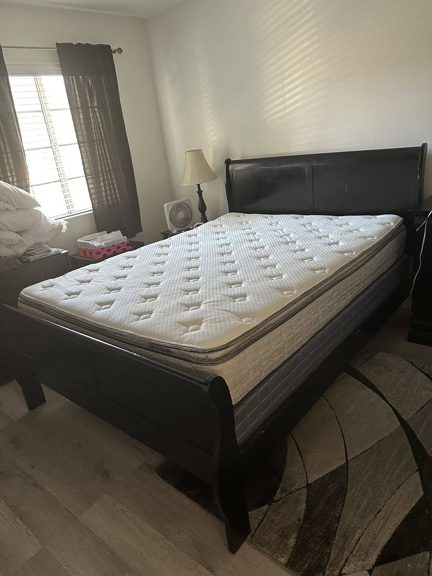 Queen Bed Frame 