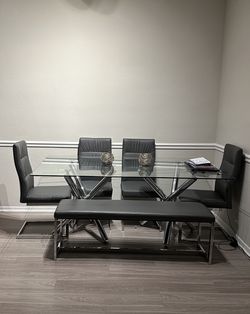Dining Set - Nearly New