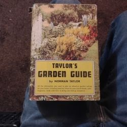 Taylor's Garden Guide By Norman Taylor 