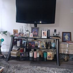 TV  Stand And TV