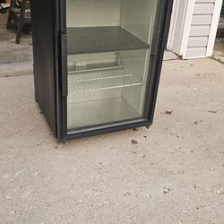 Small Glass Door Cooler Fridge