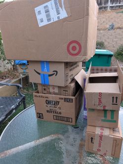 Free shipping boxes and packaging paper in Mira Mesa