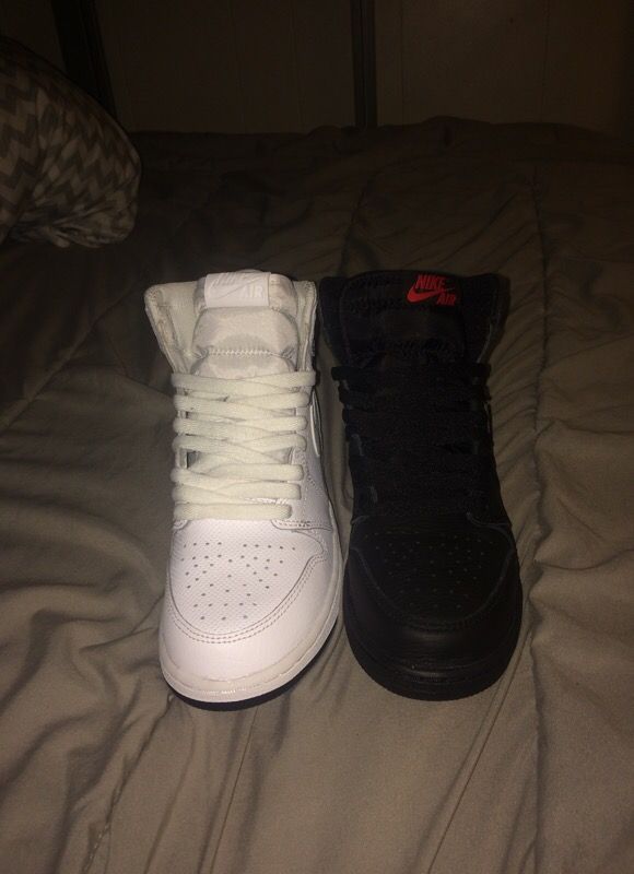 2 pairs of brand new Jordan 1 Size 6 both