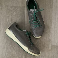 Men’s 11 11.5 Ecco Biom Motion Hybrid Classic Spikeless Leather Golf Shoes Grey with Green Laces 
