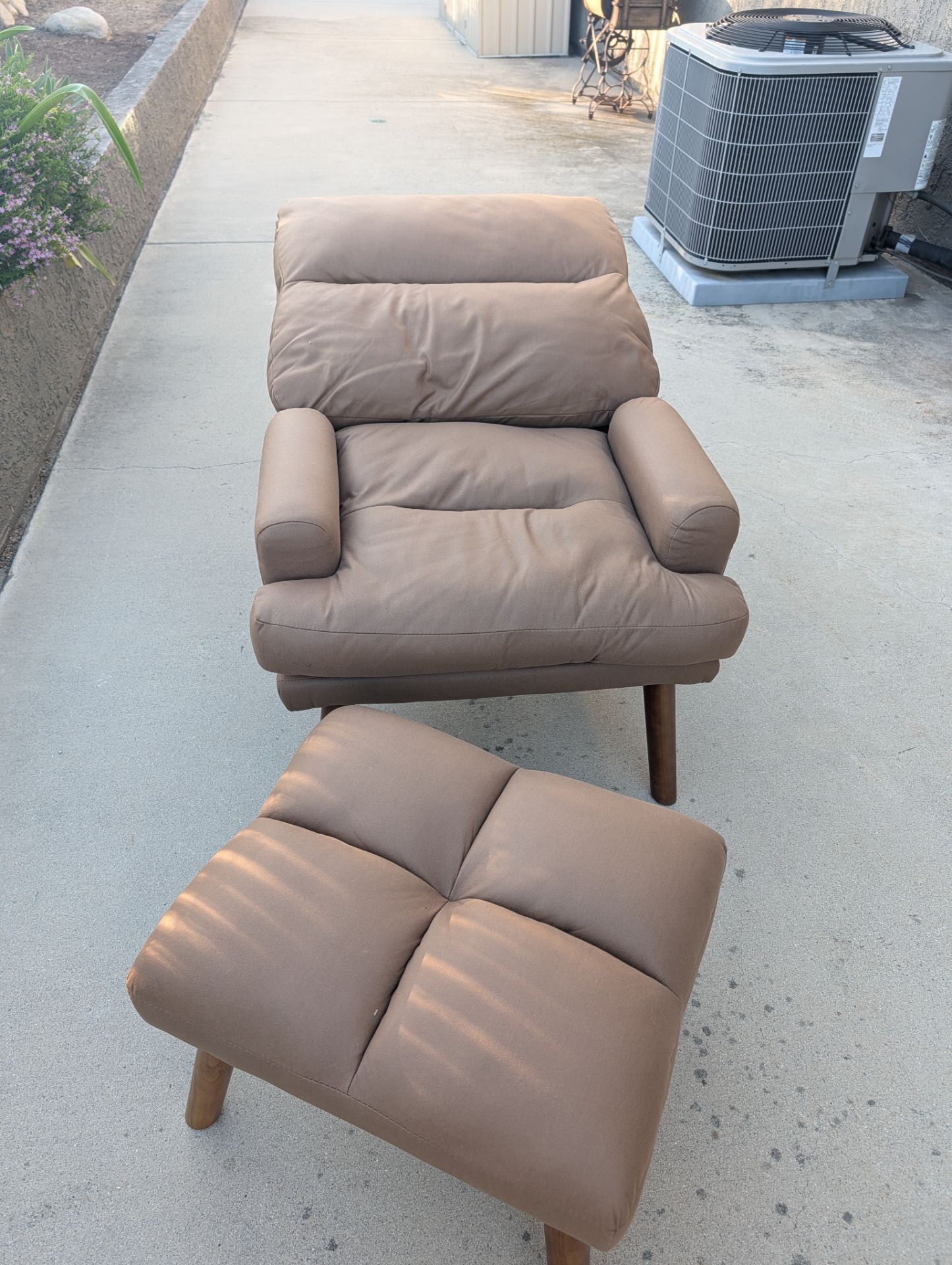 2 Brown Accent Chair & Ottoman Set – Wood Legs