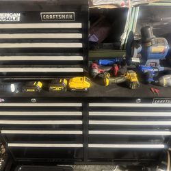 Tool Boxes w Tools