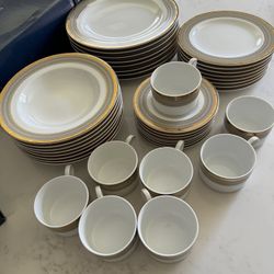 Mikasa Cambridge Y0501 40 Piece Set