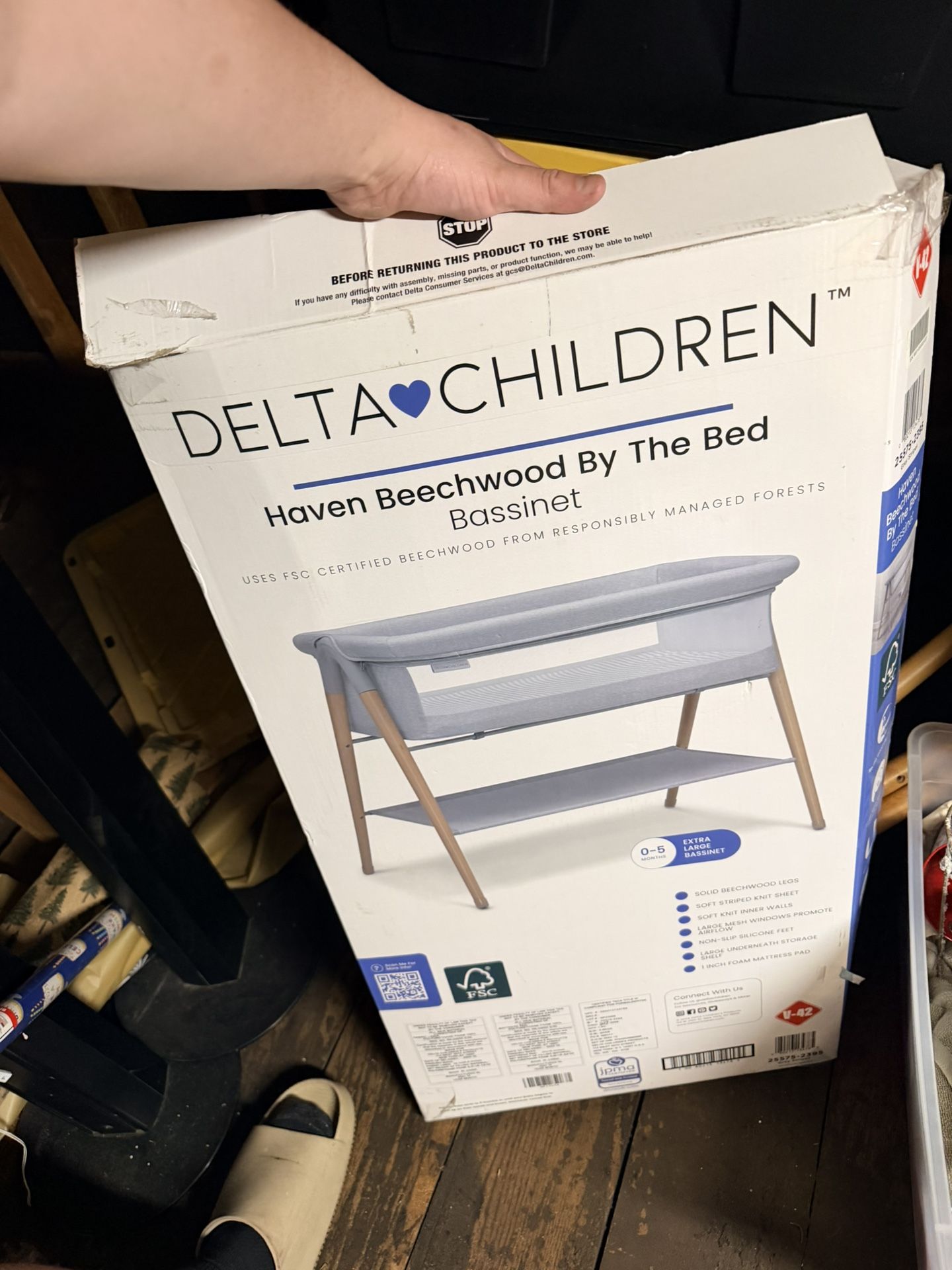 delta children bassinet