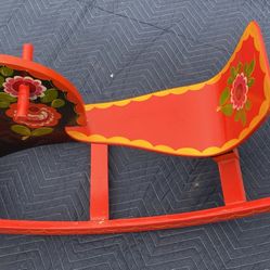 Wooden Rocking Chair 