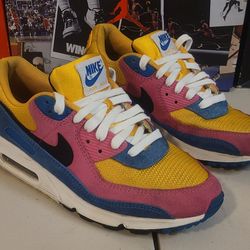 Nike Air Max 90
Multicolor Suede Men's Size 10.5 