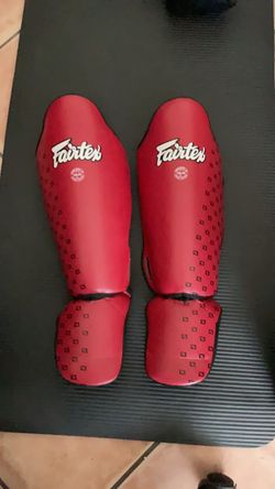 Fairtex SP5 Competition Shin Guards