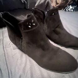 Arizona Gabie Black Ankle Boots