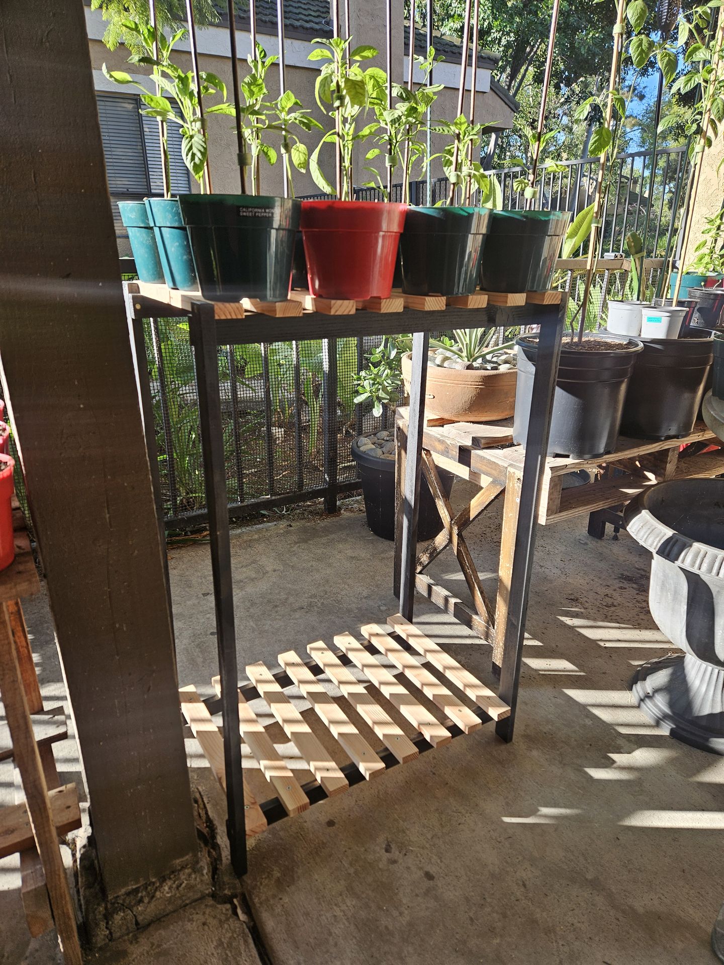 Lightweight Plant Stand 24x16x36"