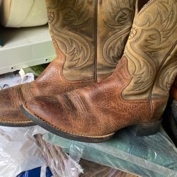 Ariat Size 9 Half 