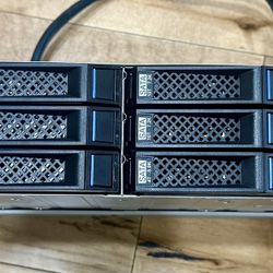 Inspur 12-Bay SAS3 Hard Disk Expansion Enclosure w/ 3D-Printed Cooling System