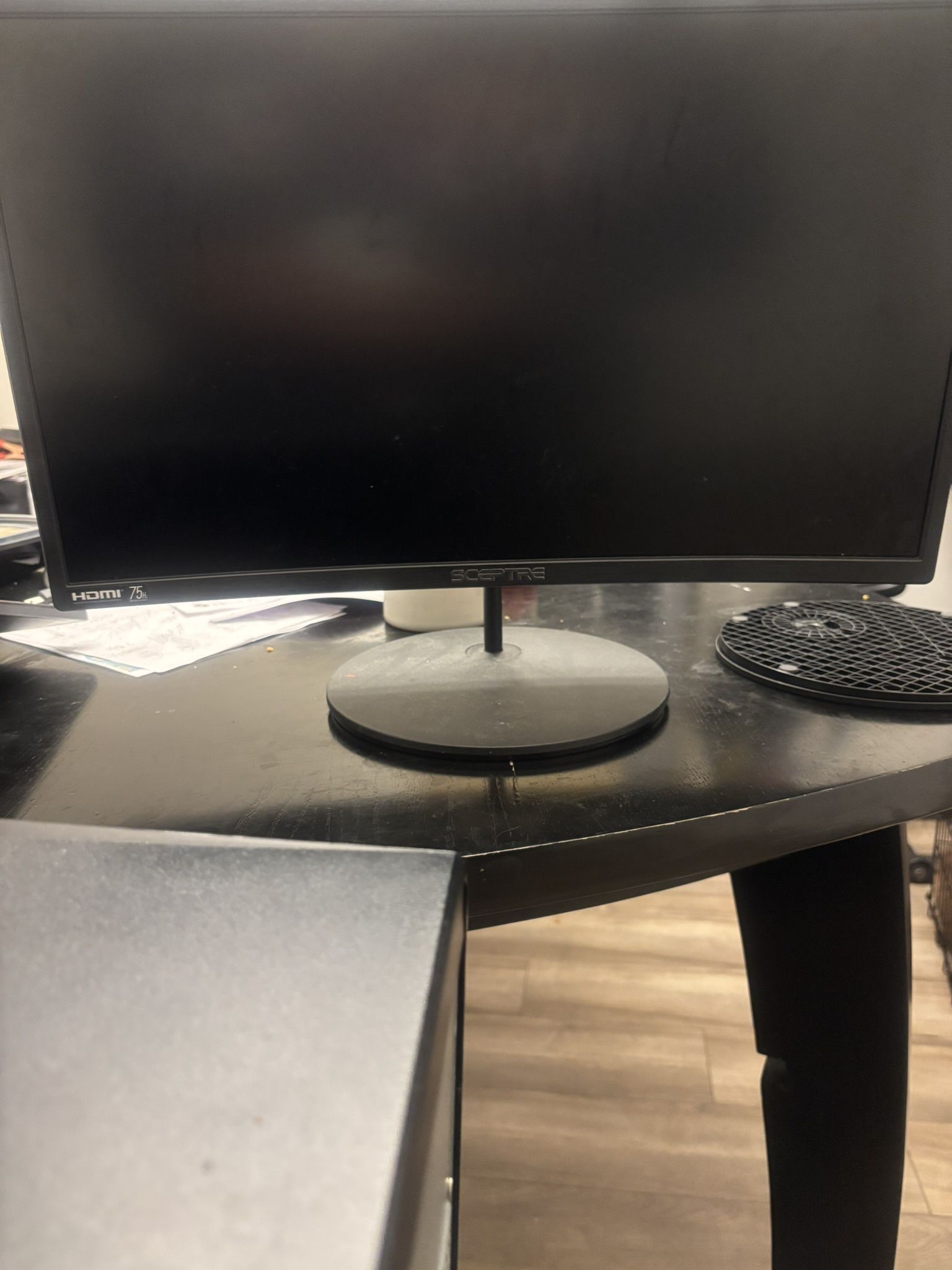 Pc Monitor For Sell