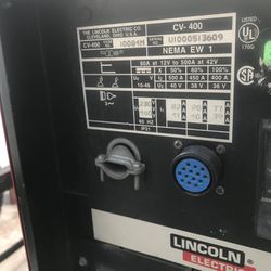 Lincoln Electric CV-400 Welder