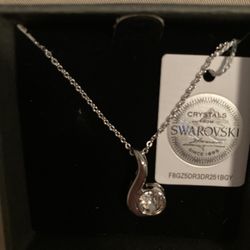 Nic & Syd Swarovski Crystal Teardrop Stud Earrings and Pendant Necklace 