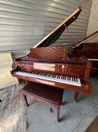STEINWAY ESSEX BABY GRAND PIANO! FREE DELIVERY & TUNING! + WARRANTY!