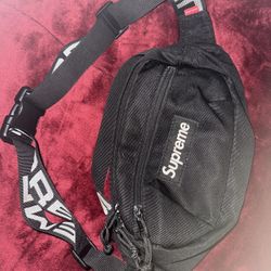 Supreme Fanny Pack 