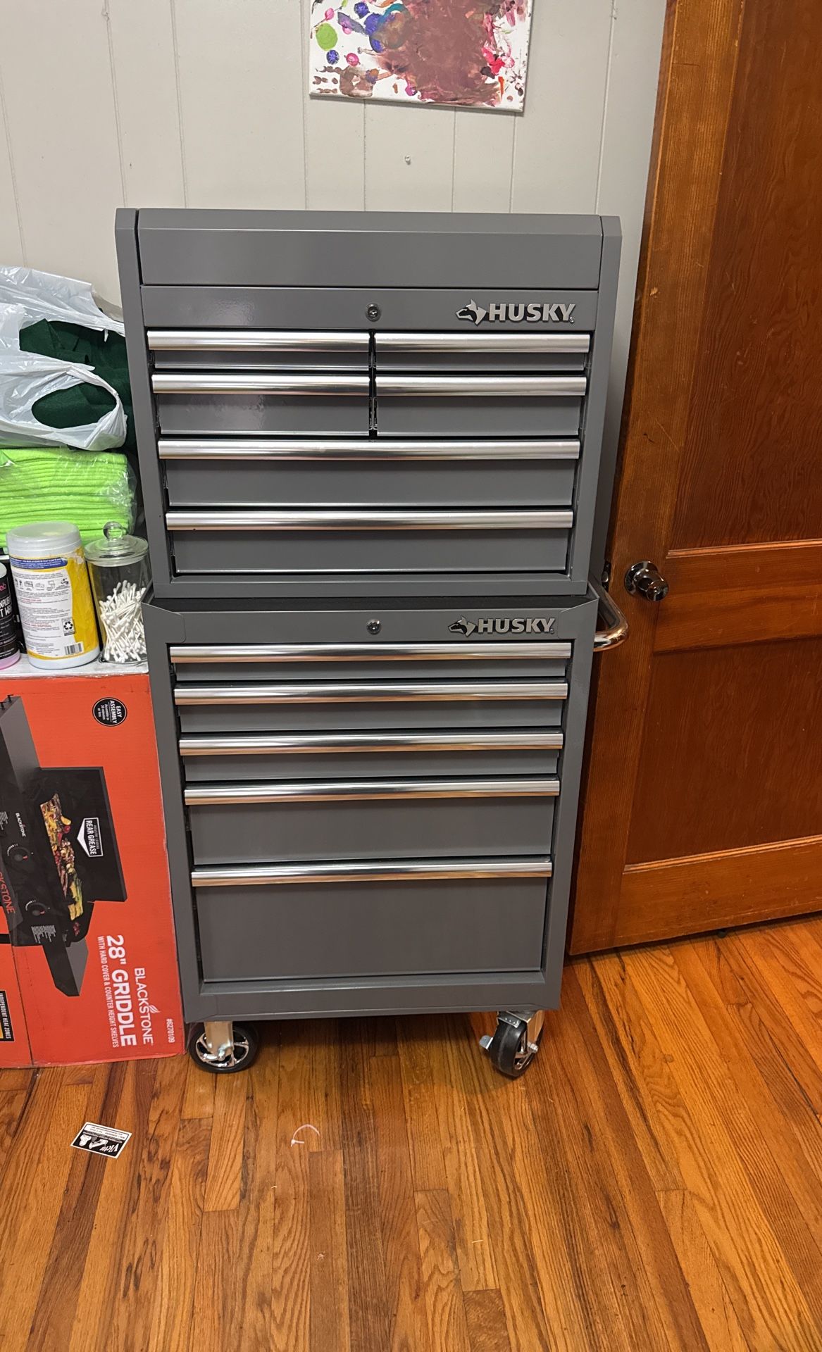 Husky Tool Box Like New 