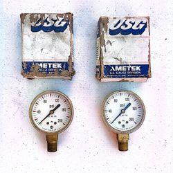 US Gauge (AMETEK) 200 PSI Pressure Gauges – Lot of 2 (1/4″ NPT LM)