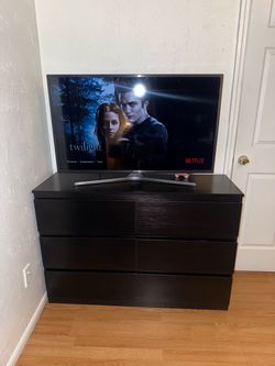 Black dresser