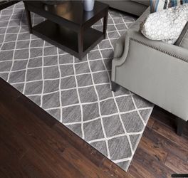 GRAY AND WHITE RUG