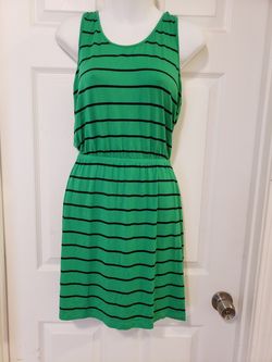 Junior's Dress Size Xsmall