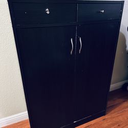 multiple shelves cabinet