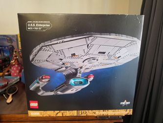LEGO Star Trek Enterprise NCC-1701-D Building Set 3600 pcs NEW SEALED IN BOX
