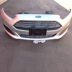 2014-2019 Ford Fiesta Front Bumper With All The Accessories OEM.