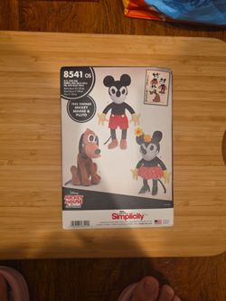NEW Simplicity 8541 Disney Stuffed Animal Sewing Pattern