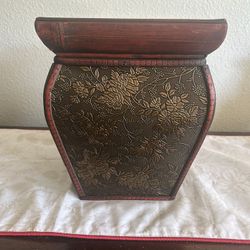 Burgundy Planters with Rim Bamboo Wood