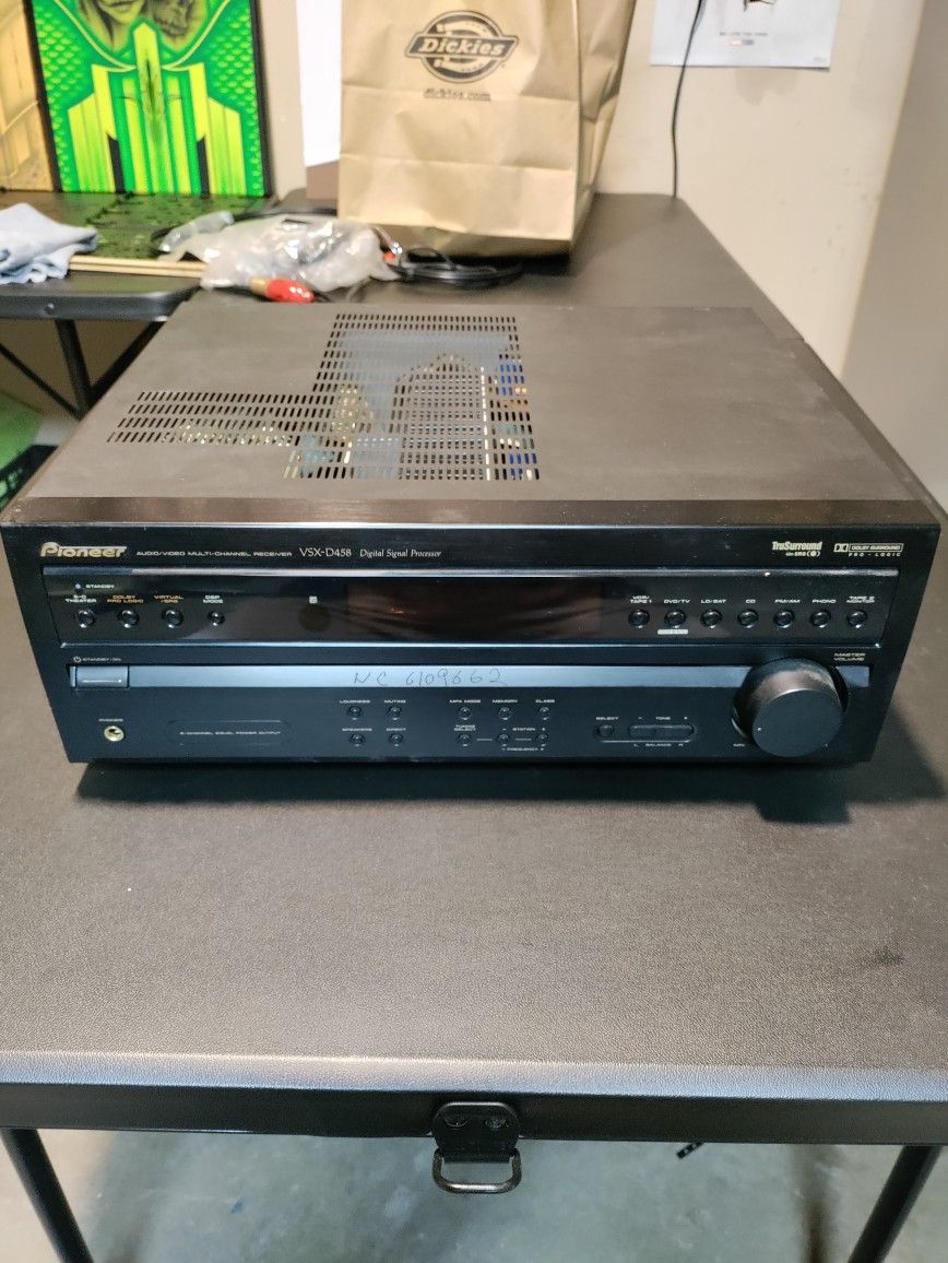 Pioneer VSX-D458 Home Theater Receiver 