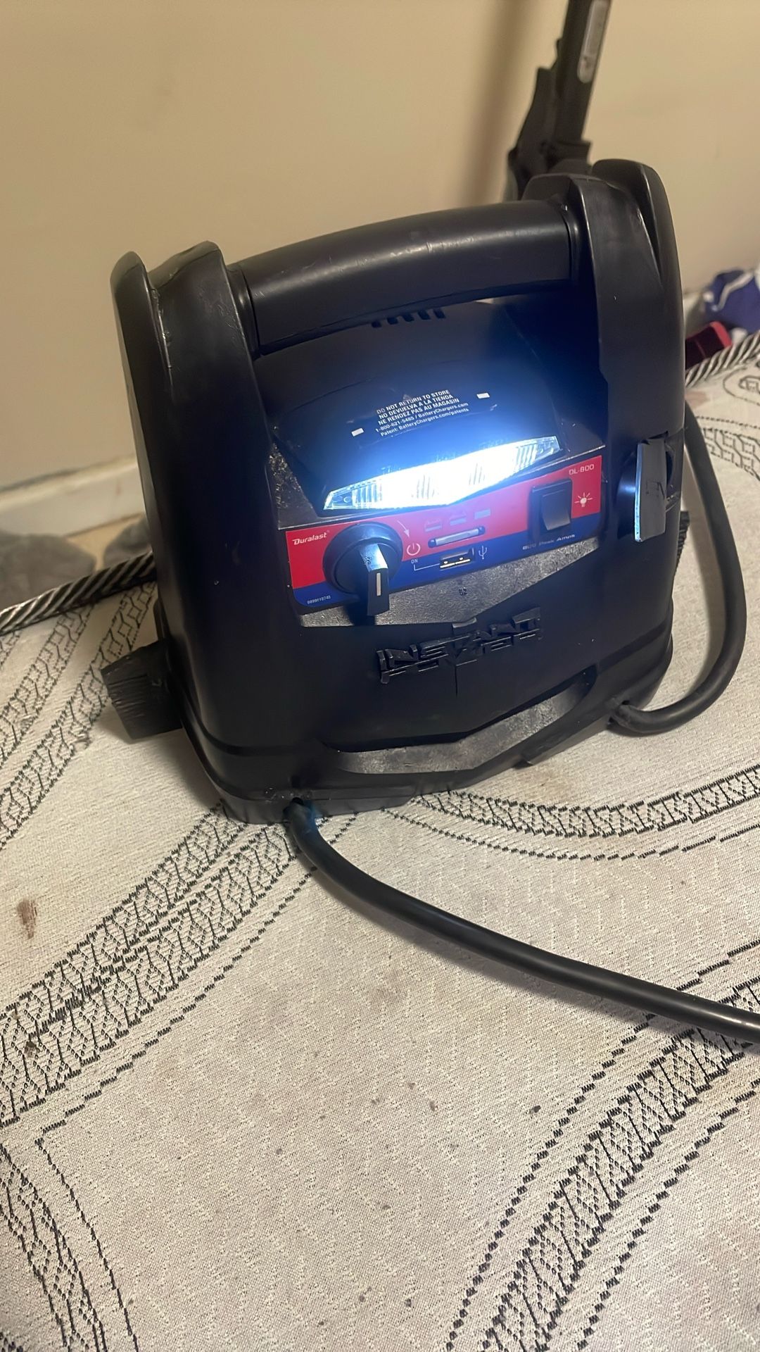 Car Battery Jump Starter and Portable Power Station, 4-in-1 Solution, 150-PSI Air Compressor, USB & DC Charging, for 12v