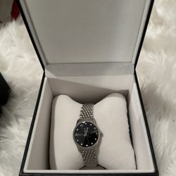 Women’s Gucci G-timeless Watch