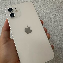 IPhone 12 64GB UNLOCKED