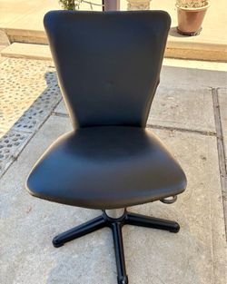 Belvedere hydraulic lift chair - EC- base