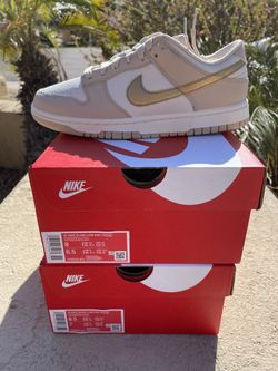 Nike dunk low phantom metallic gold