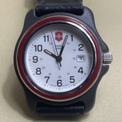 🔲. SWISS ARMY WOMEN WATCH
